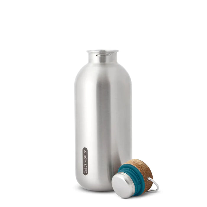 gourde en métal de 600ml légère et pratique à emmener partout avec soi. Gourde inox de haute qualité