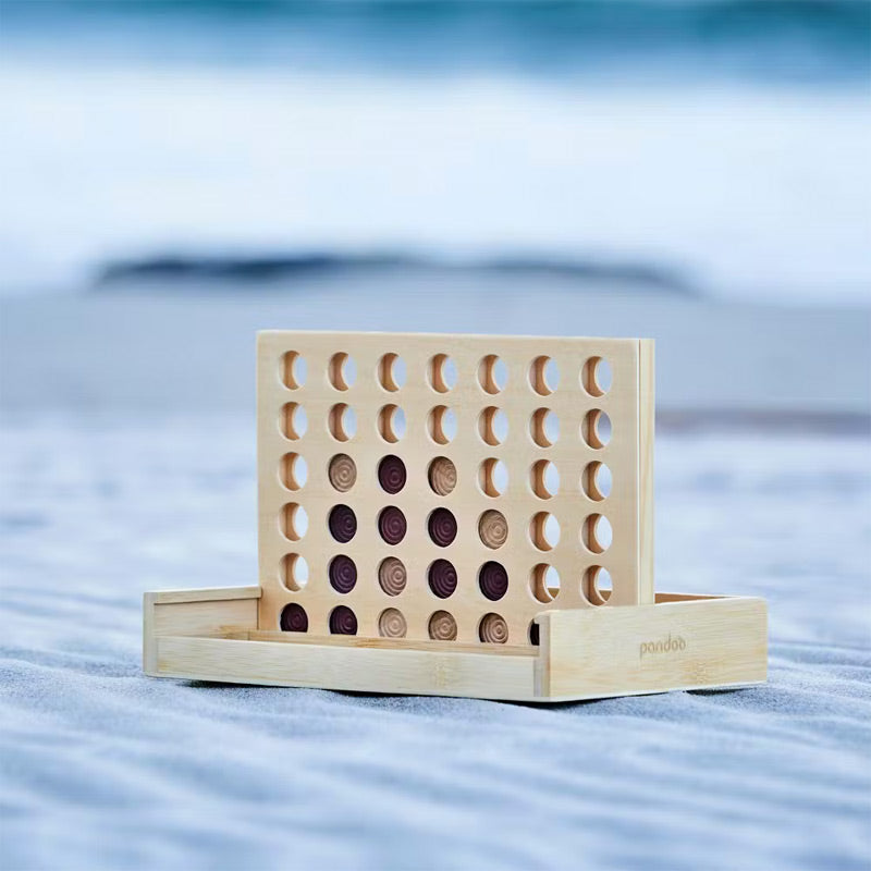 jeu puissance 4 portable et pliable fabriqué en bambou. Un jeu de plateau en bois incontournable pour toute la famille