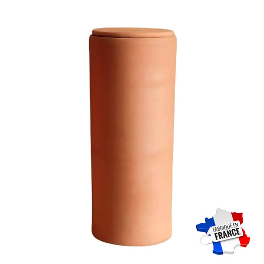 olla tube en terre cuite naturelle à enterrer dans le jardin pour un arrosage efficace et autonome
