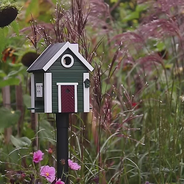 Nichoir mangeoire Multiholk Maison verte Wildlife Garden WG107 fixé sur le piquet en métal Wildlife Garden