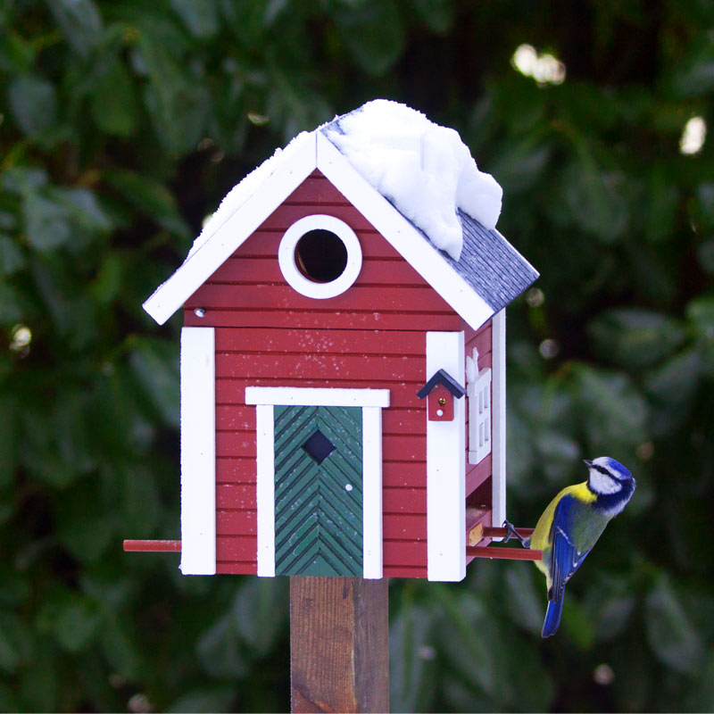 nichoir maison déco et tendance pour le jardin. Multiholk rouge Wildlife Garden pour amener de la vie toute l'année dans le jardin