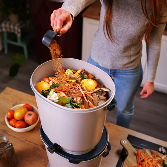 Le compostage en appartement c'est possible grâce au composteur bokashi Skaza Organko Essential
