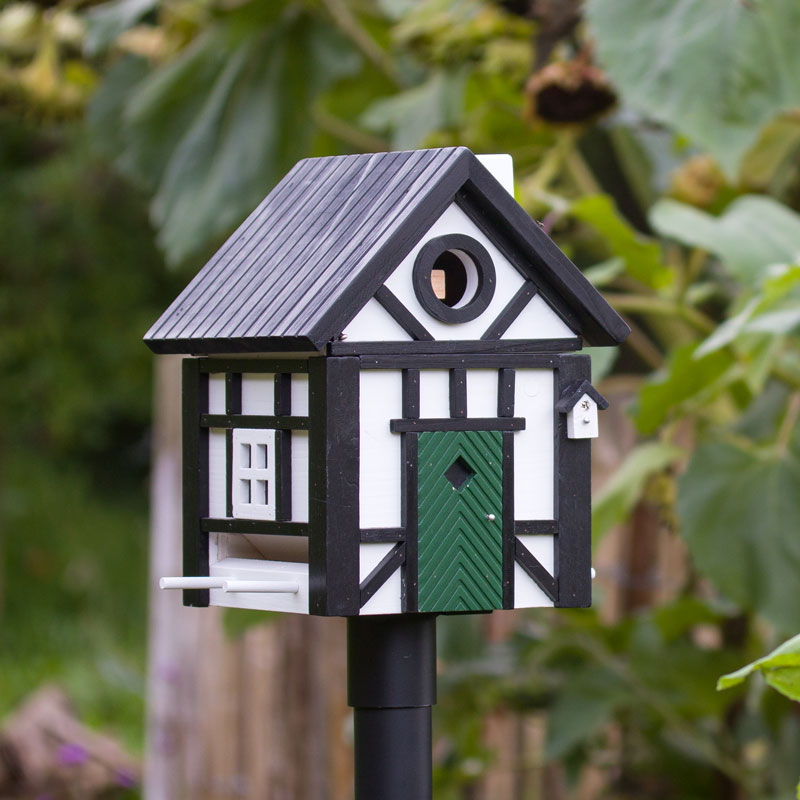 Cabane à oiseaux en bois de jardin peinte à la main verte avec