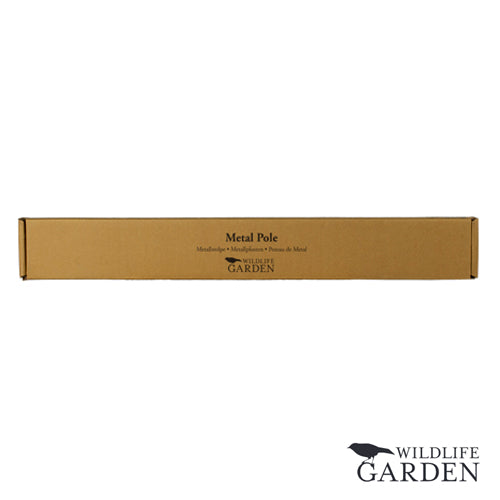 Le piquet en métal WG907 de Wildlife Garden est conçu en 3 parties à assembler et livré dans un emballage en carton recyclable