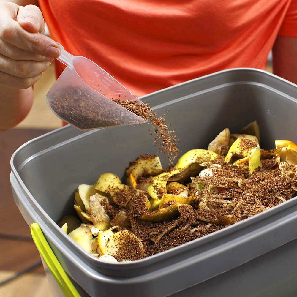 activateur de compost à ajouter sur les biodéchets pour accélerer la fermentation