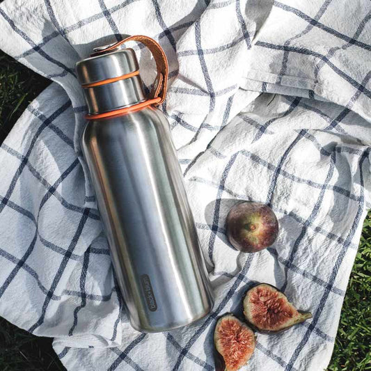 gourde isotherme Black+Blum fabriquée en acier inoxydable de qualité pour être robuste et vous accompagner à chaque instant dans votre quotidien