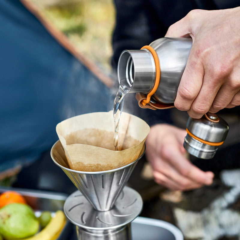 gourde solide fabriquée en inox parfaite pour vous suivre partout dans vos aventures