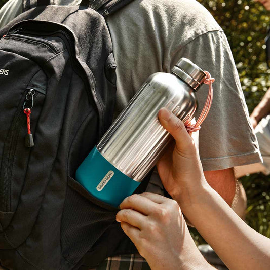 grande gourde robuste en inox idéale pour le sport ou la randonnée