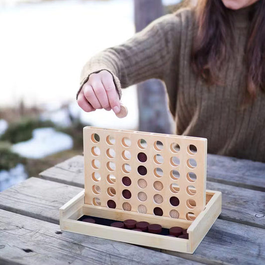 jeu de société Puissance Quatre en bois de la marque allemande Pandoo. Fabriqué entièrement en bambou certifié FSC