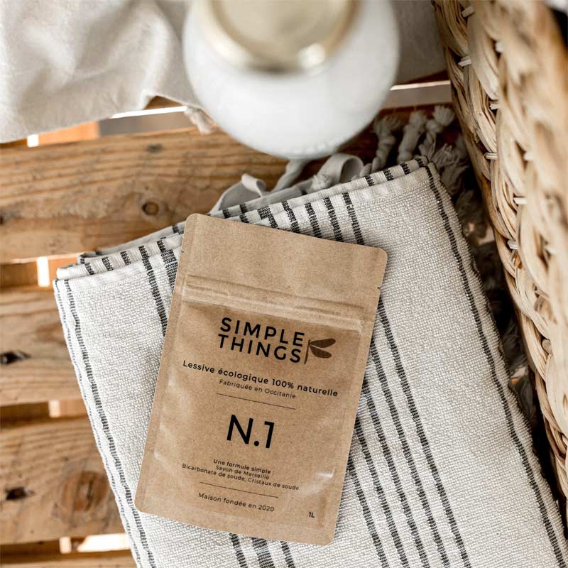 Lessive écologique naturelle en sachet recharge pour 15 lavages environ