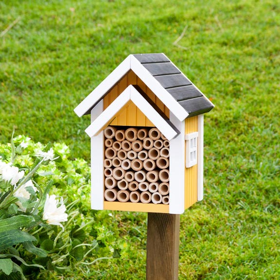 nid à abeilles sauvages pour préserver les abeilles et augmenter leur population dans nos jardins